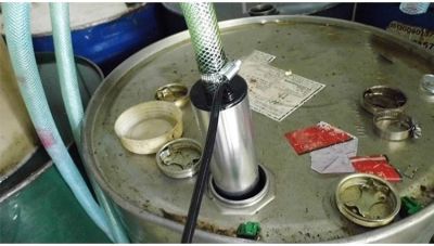 DELİCE 12 VOLT ALÜMİNYUM DALGIÇ TİPİ MAZOT-SIVI AKTARMA SETİ(POMPA + PLASTİK SIVI TRANSFER TABANCASI)