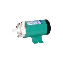 SLR - MD 30 Manyetik Pompa Asidik bazik ve alkol türevi kimyevi maddeler için uygun 220v ile çalışan manyetik pompa.